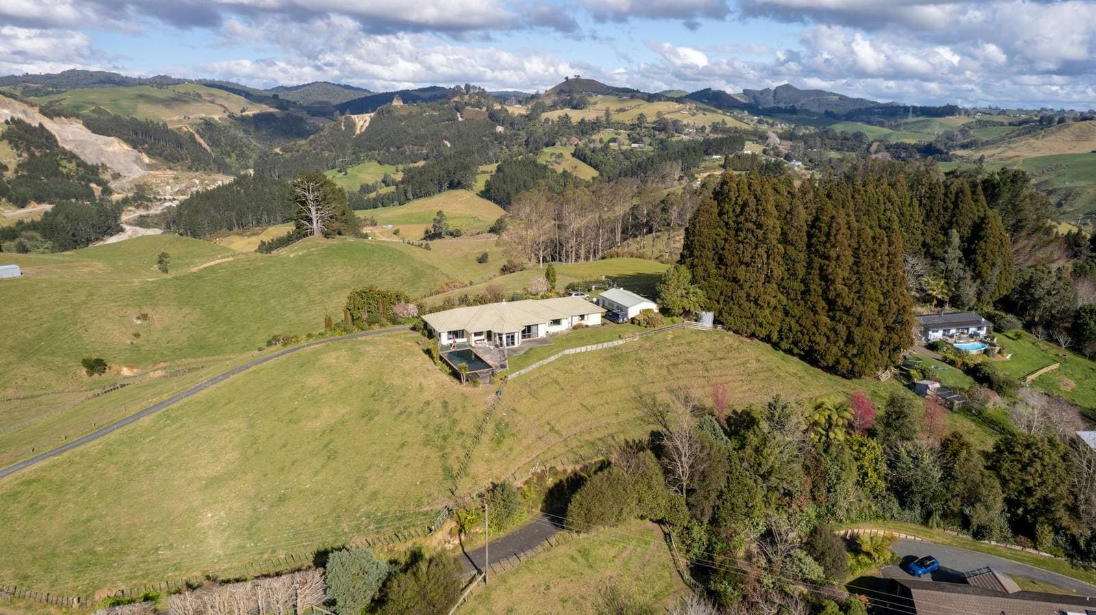 Waikato River rolling farmland New Zealand, the region where Waikato businesses are measured in the NZ AI-Findability Index